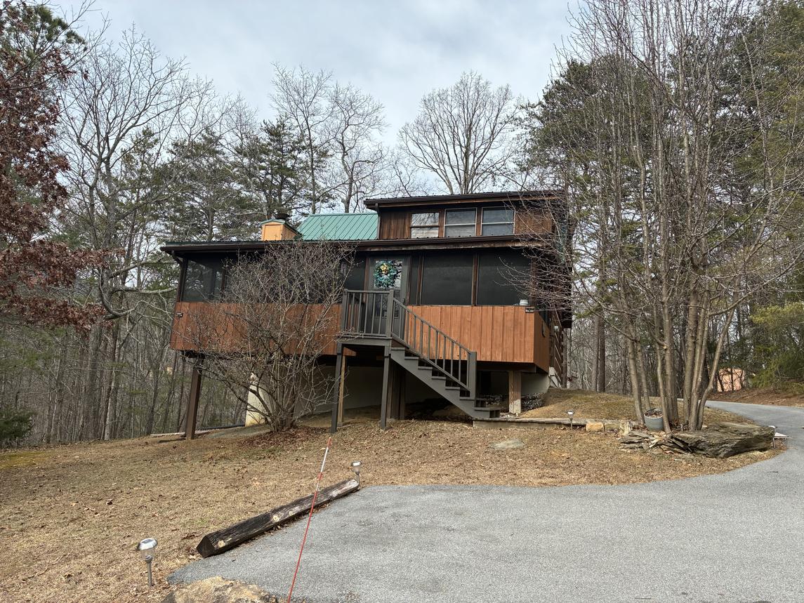 Cozy Cabin At Wild Turkey - New Listing