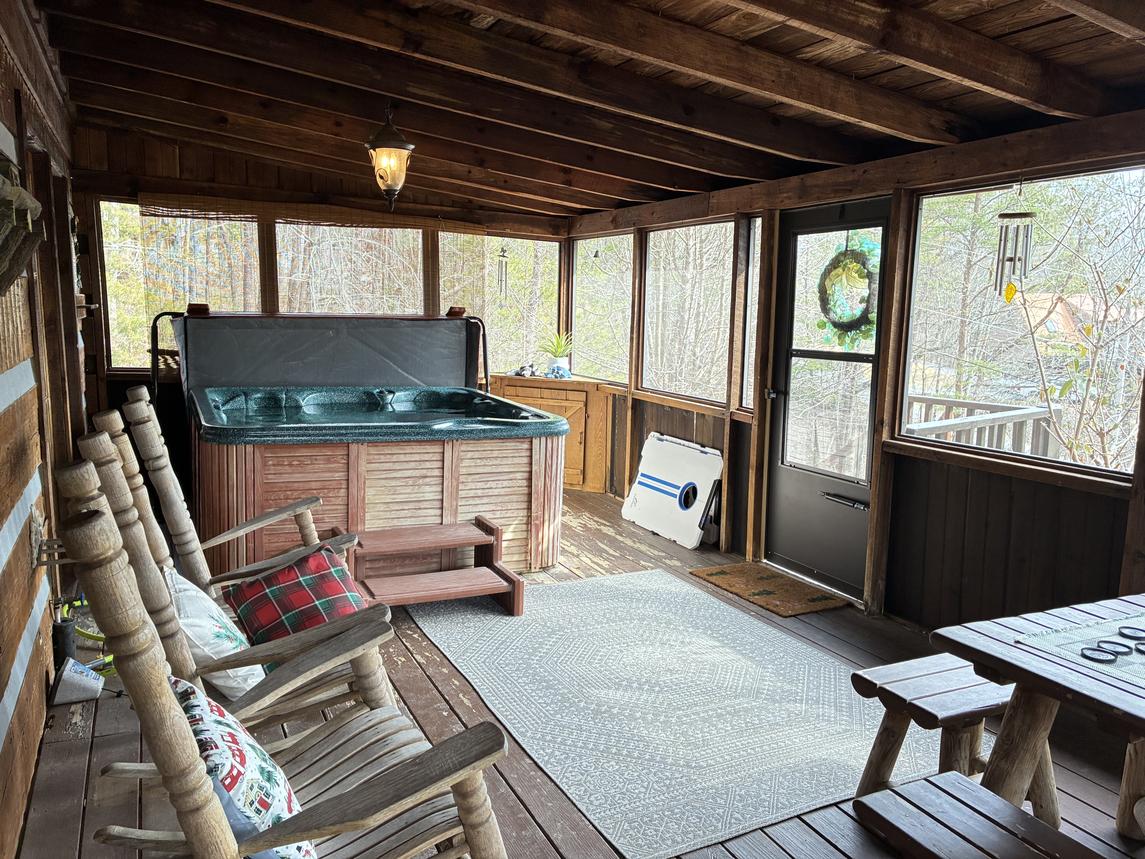 Cozy Cabin At Wild Turkey - New Listing