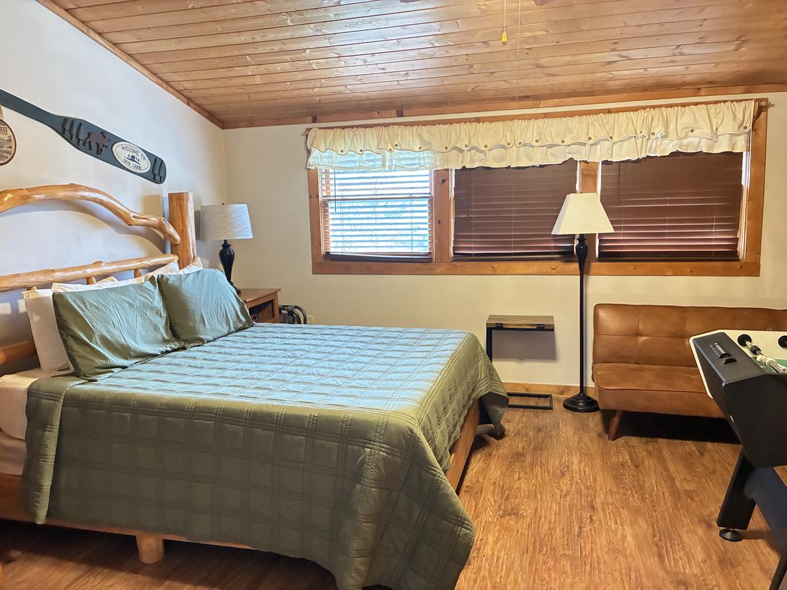 Cozy Cabin At Wild Turkey - New Listing