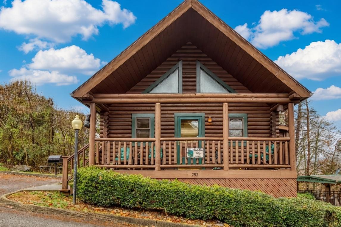 Majestic Bear Retreat - New Listing