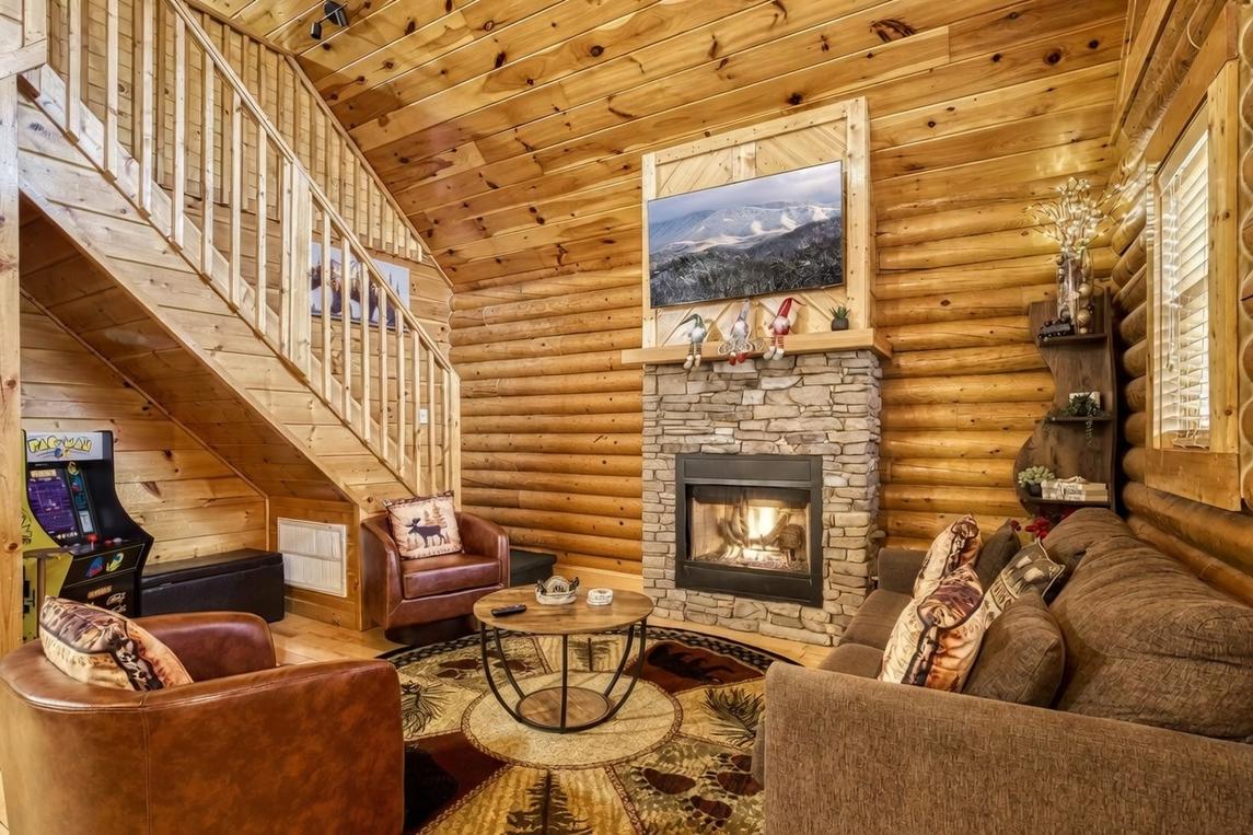 Majestic Bear Retreat - New Listing