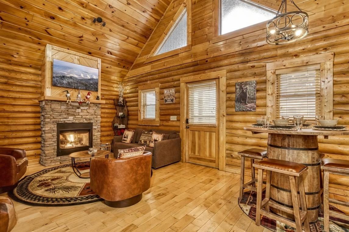Majestic Bear Retreat - New Listing