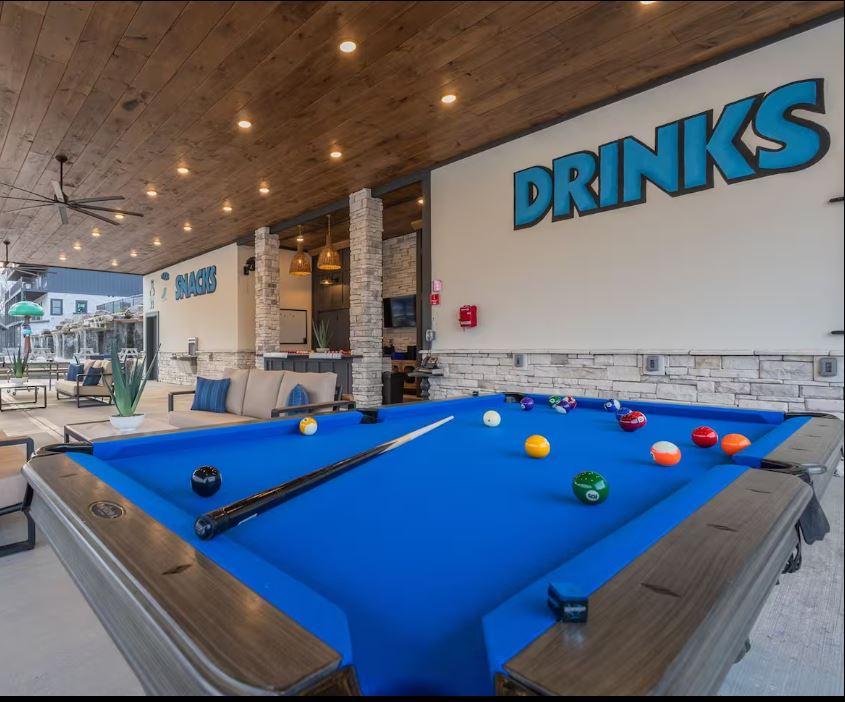 Carpenters Splashin Paradise - New Build