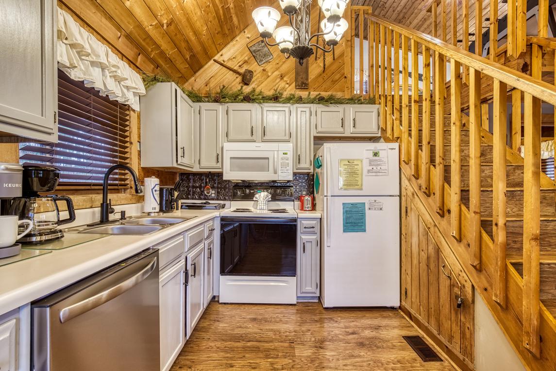 Cozy Cabin At Wild Turkey - New Listing