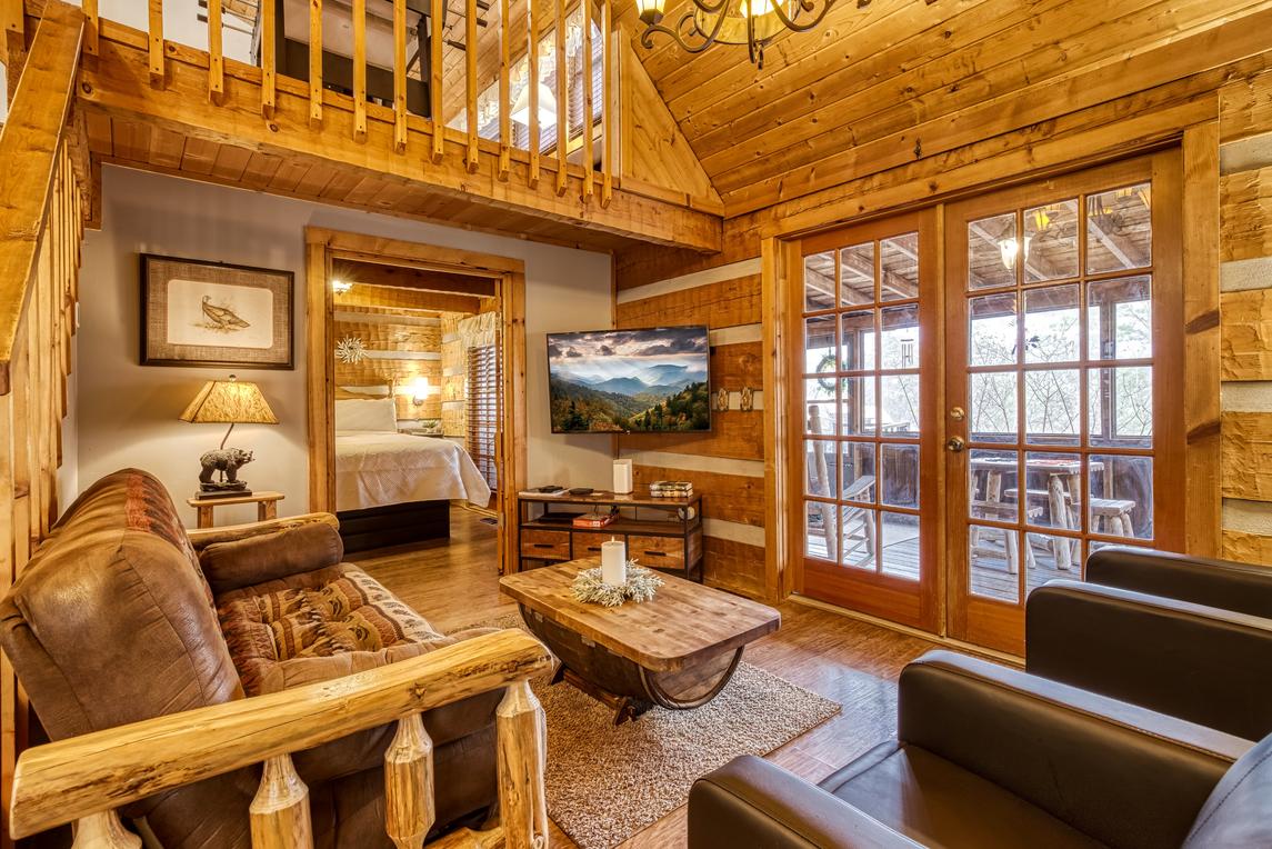 Cozy Cabin At Wild Turkey - New Listing