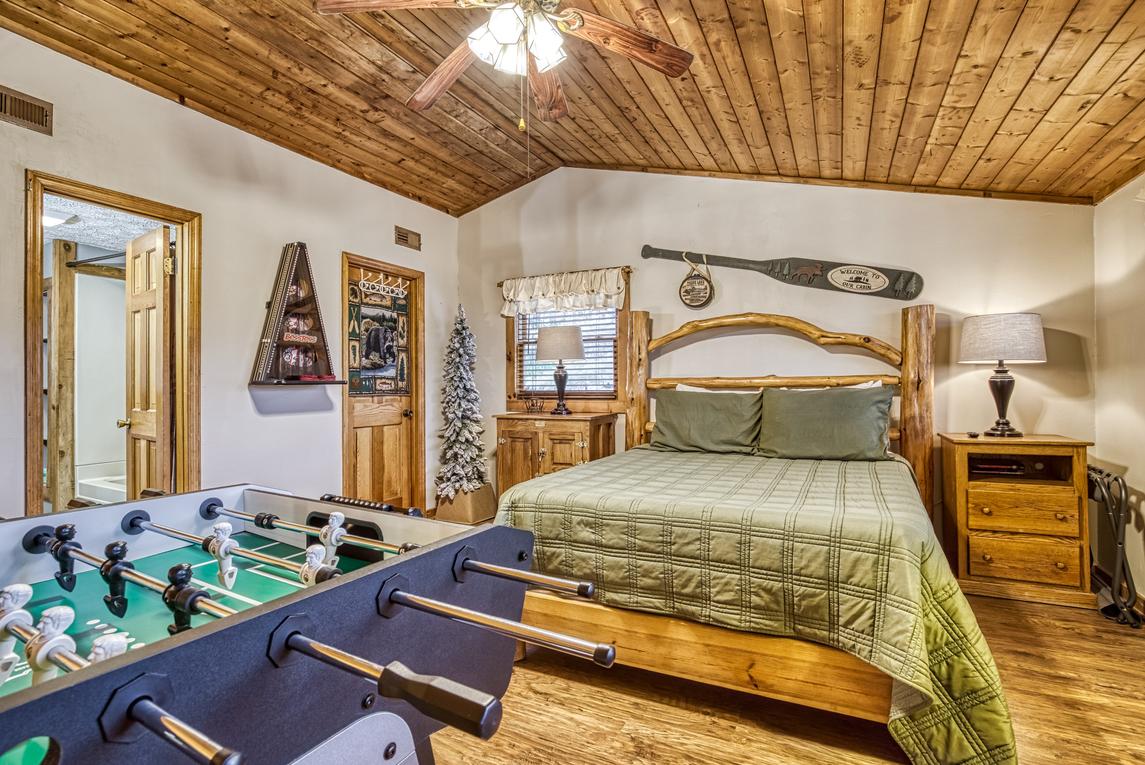 Cozy Cabin At Wild Turkey - New Listing