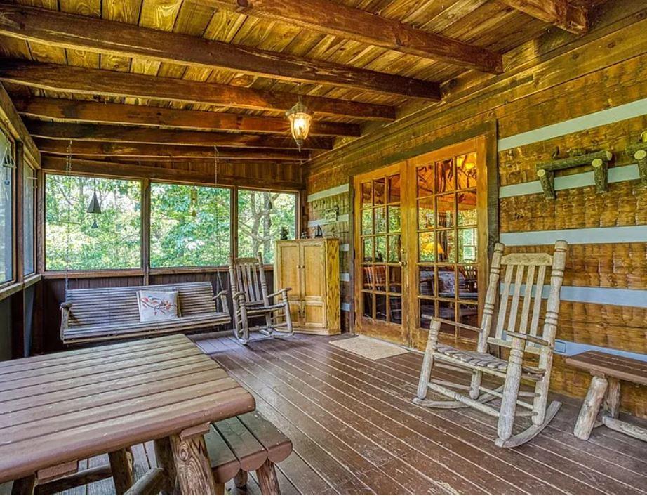 Cozy Cabin At Wild Turkey - New Listing