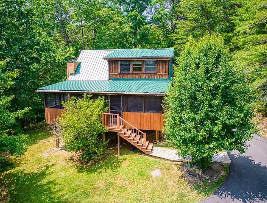 Cozy Cabin At Wild Turkey - New Listing