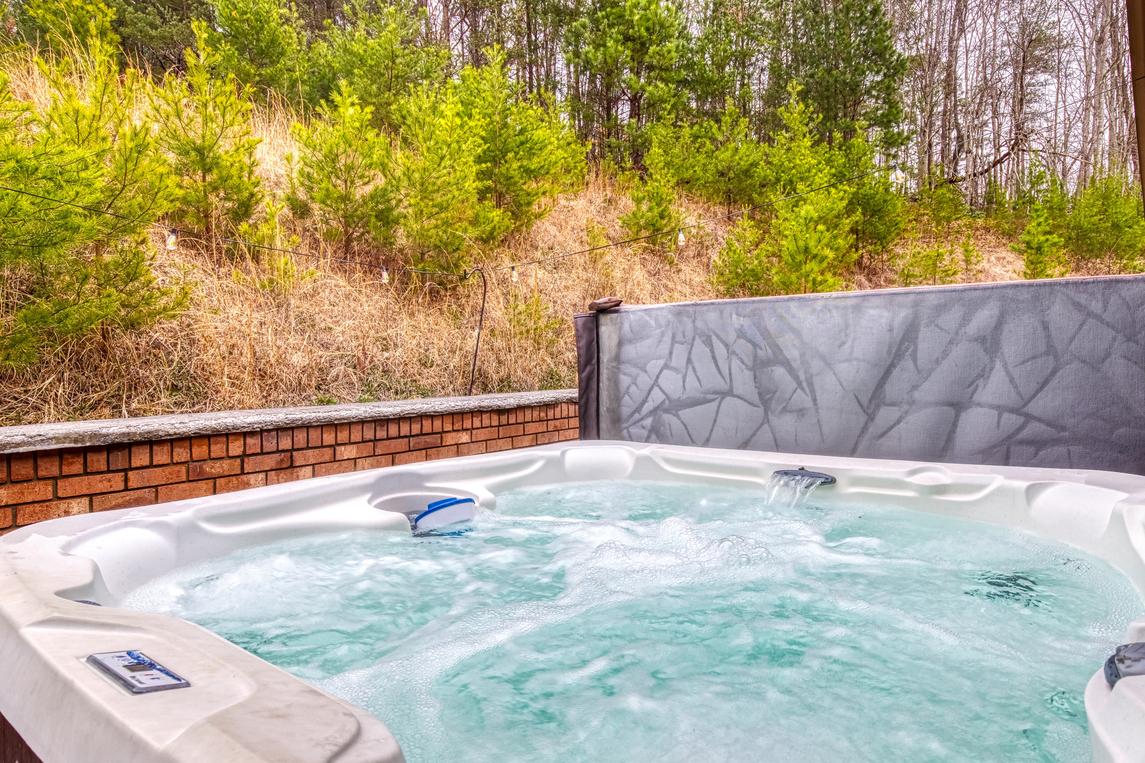 Peaceful Cabin - New Listing