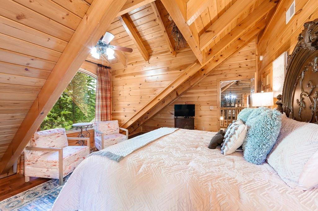 Legend Crest Lodge - New Listing