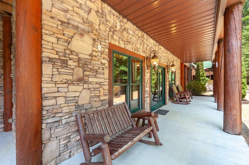 Legend Crest Lodge - New Listing
