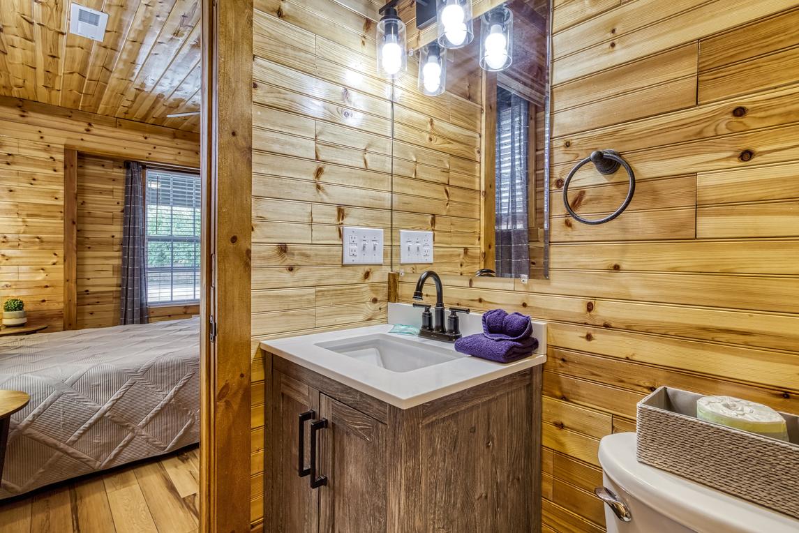 Sunrise Splash - Hot Tub