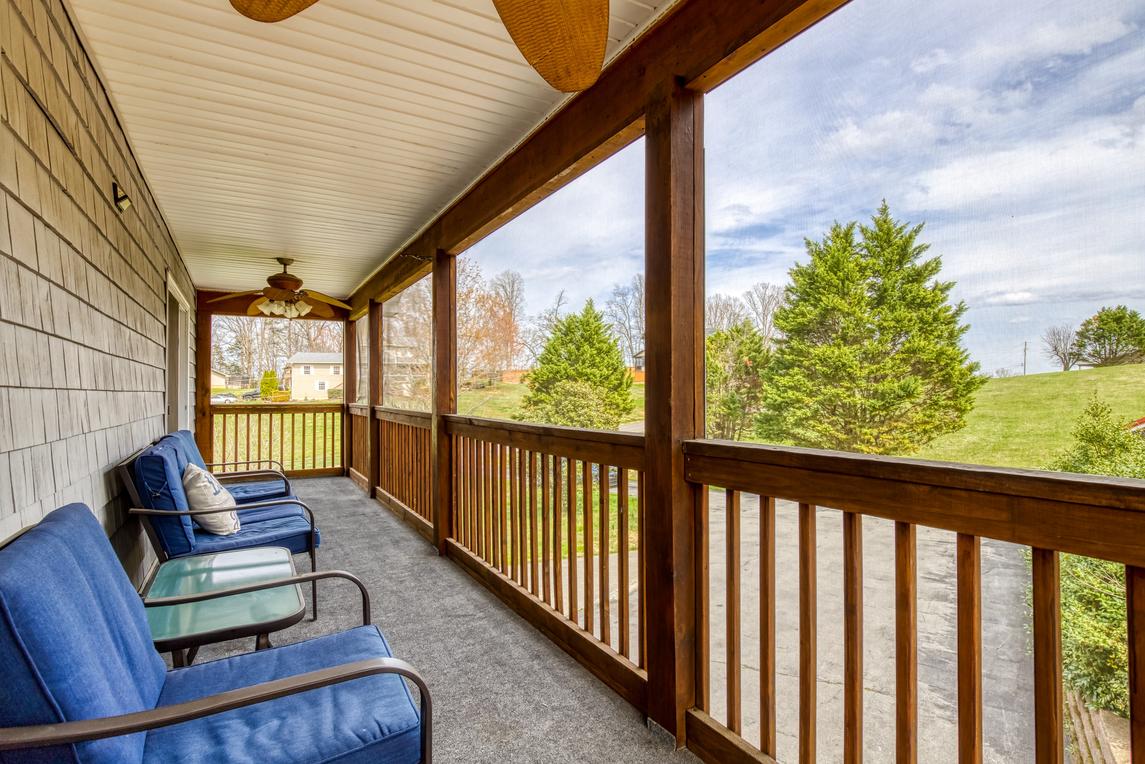 Sunrise Splash - New Listing