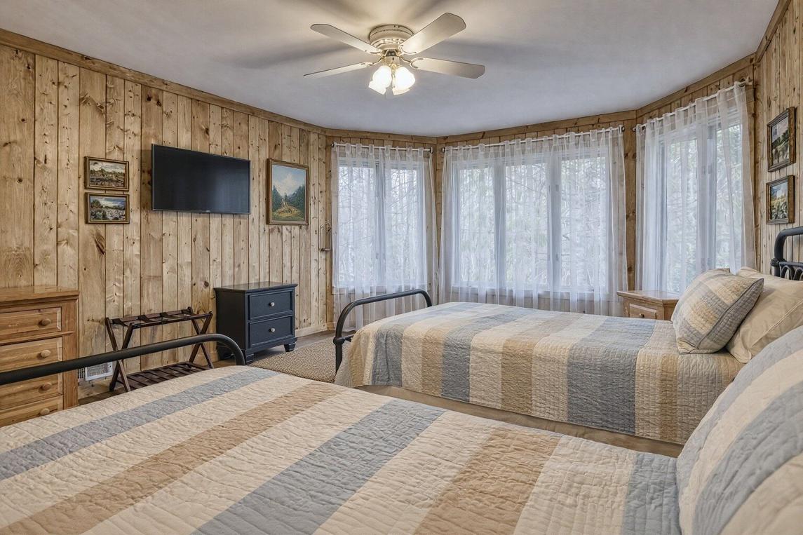 Mountain Vista - New Listing