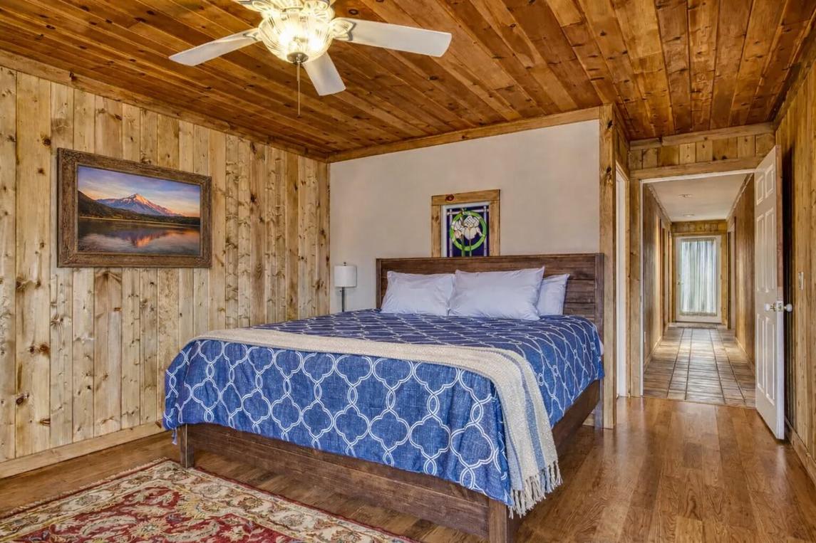 Mountain Vista - New Listing