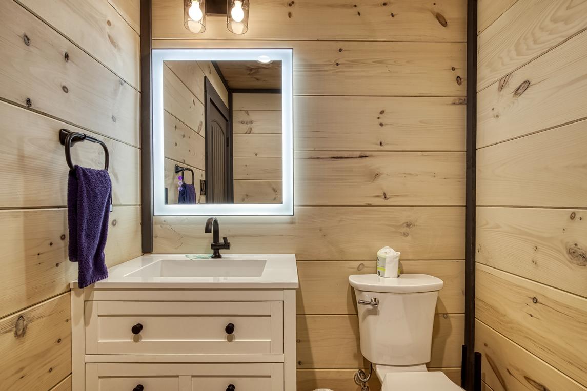 Whiskey Splash - New listing