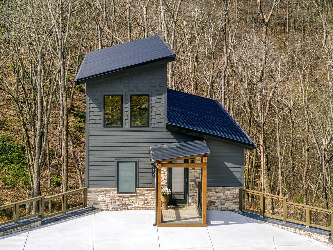 Whiskey Splash - New listing