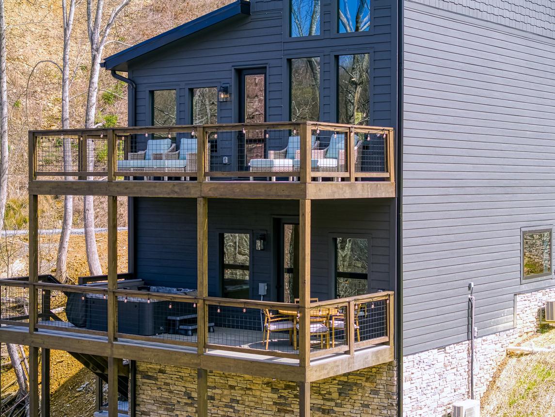 Whiskey Splash - New listing