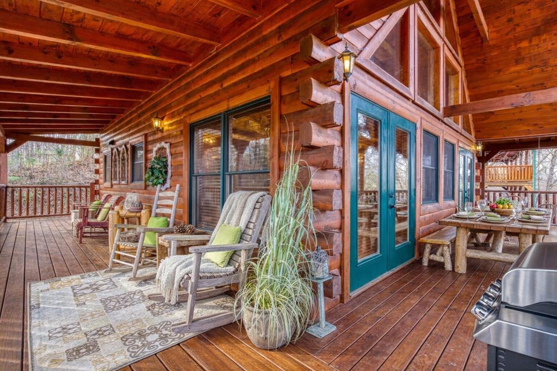 Smoky Serenity Chalet 