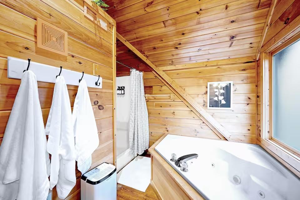 Nestled Inn - New Listing