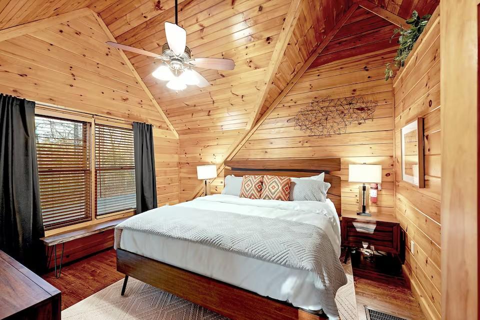 Nestled Inn - New Listing