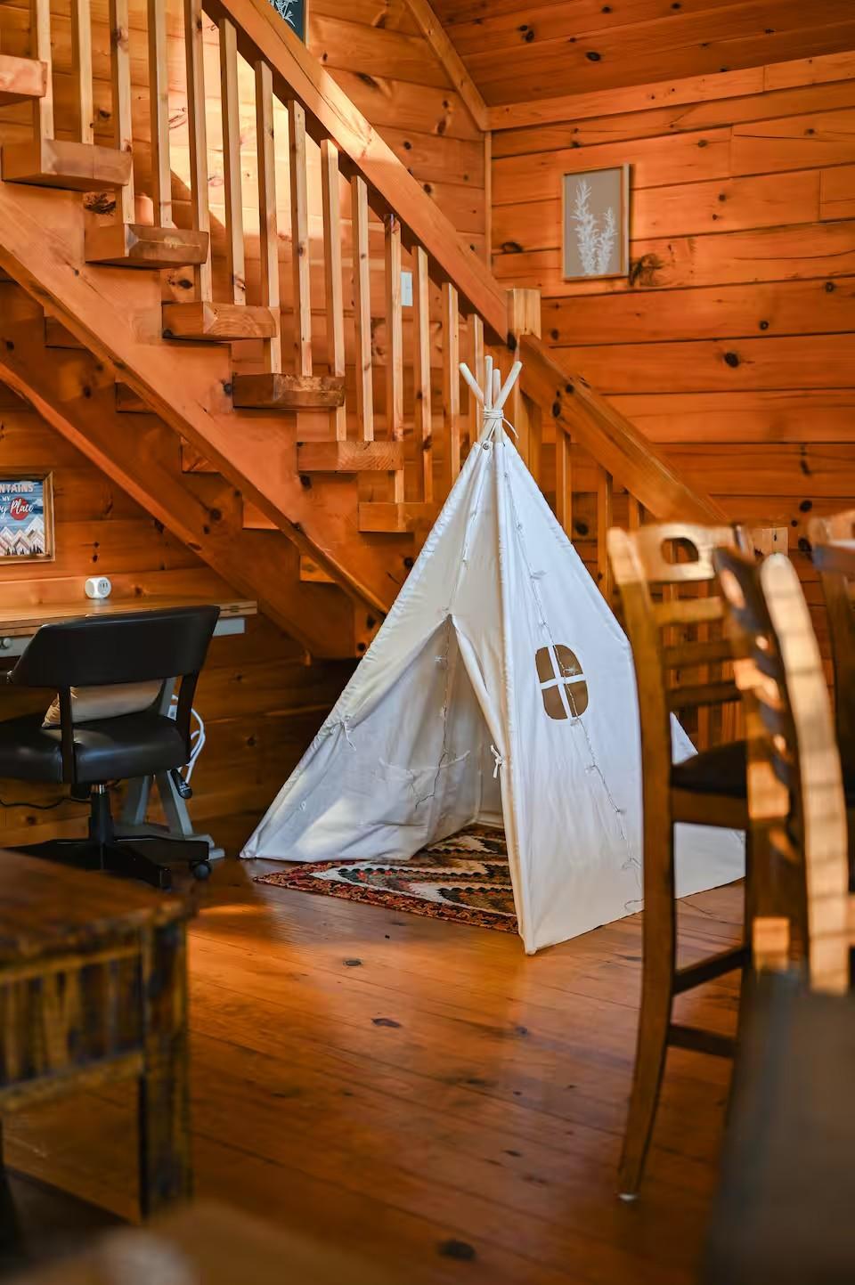 Nestled Inn - New Listing