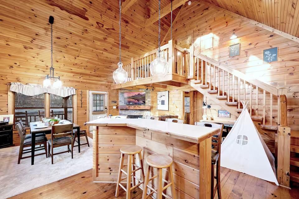 Nestled Inn - New Listing