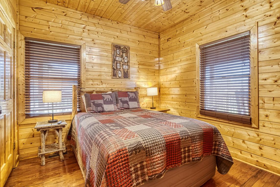 Honey Bear- New Listing