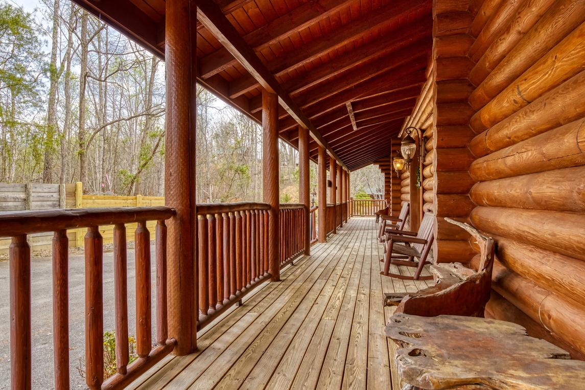 Legend Crest Lodge - New Listing