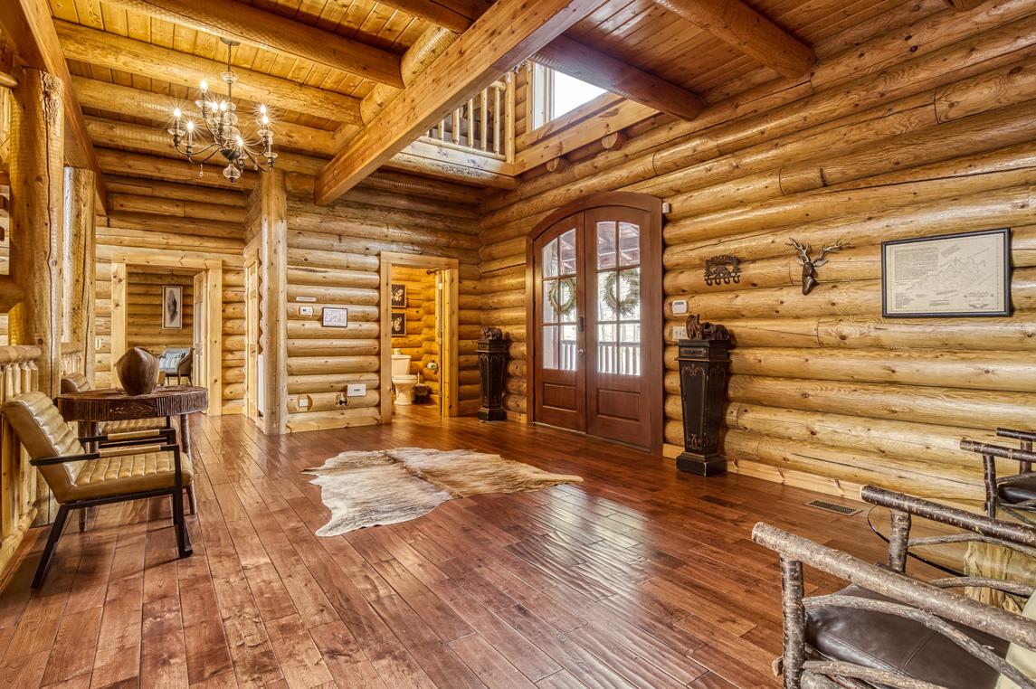 Legend Crest Lodge - New Listing