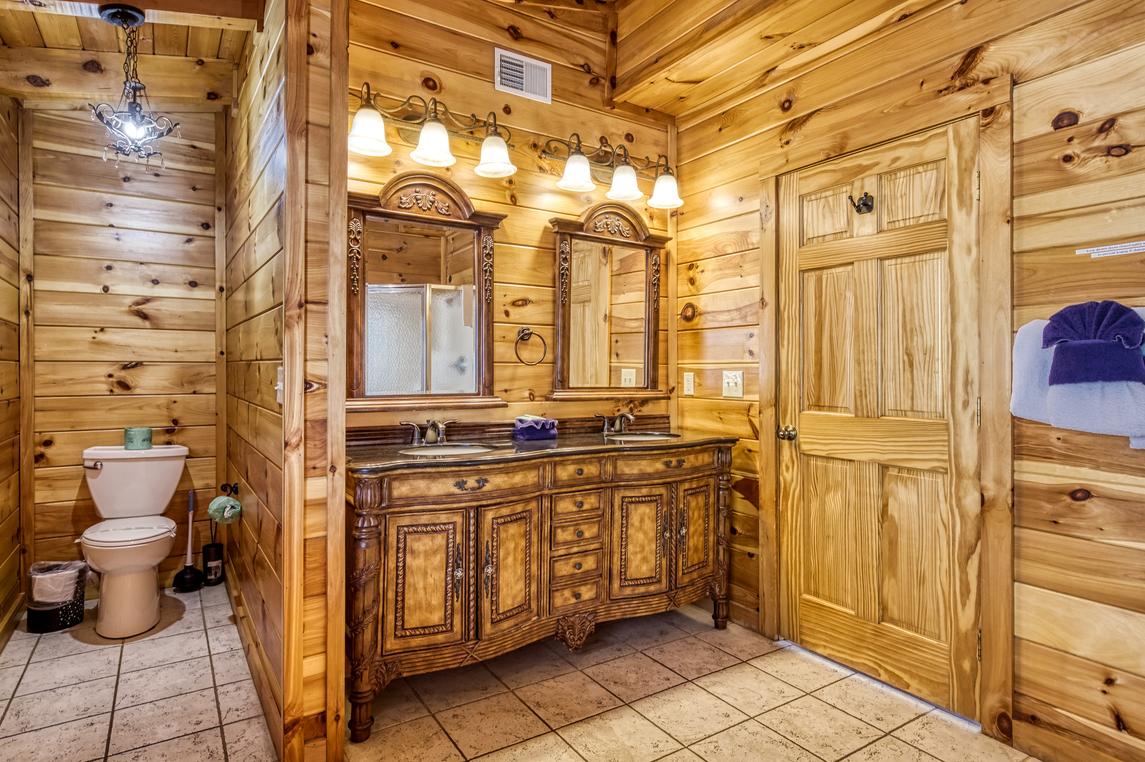 Legend Crest Lodge - New Listing