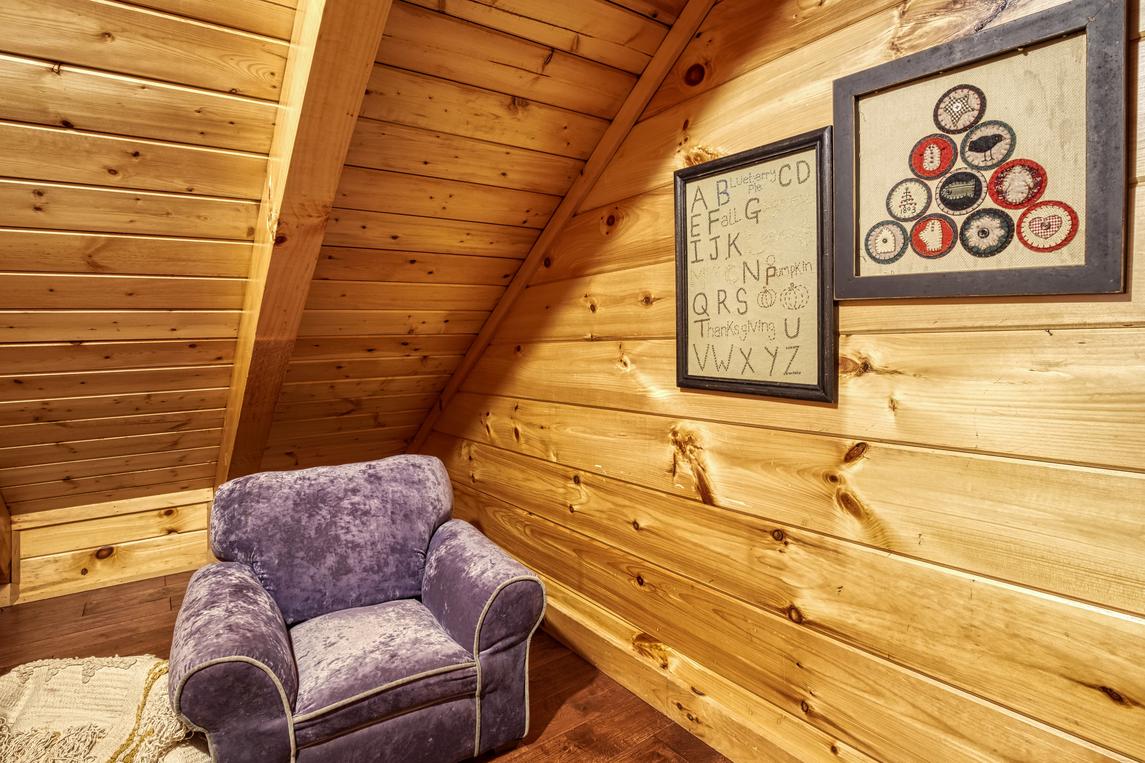 Legend Crest Lodge - New Listing