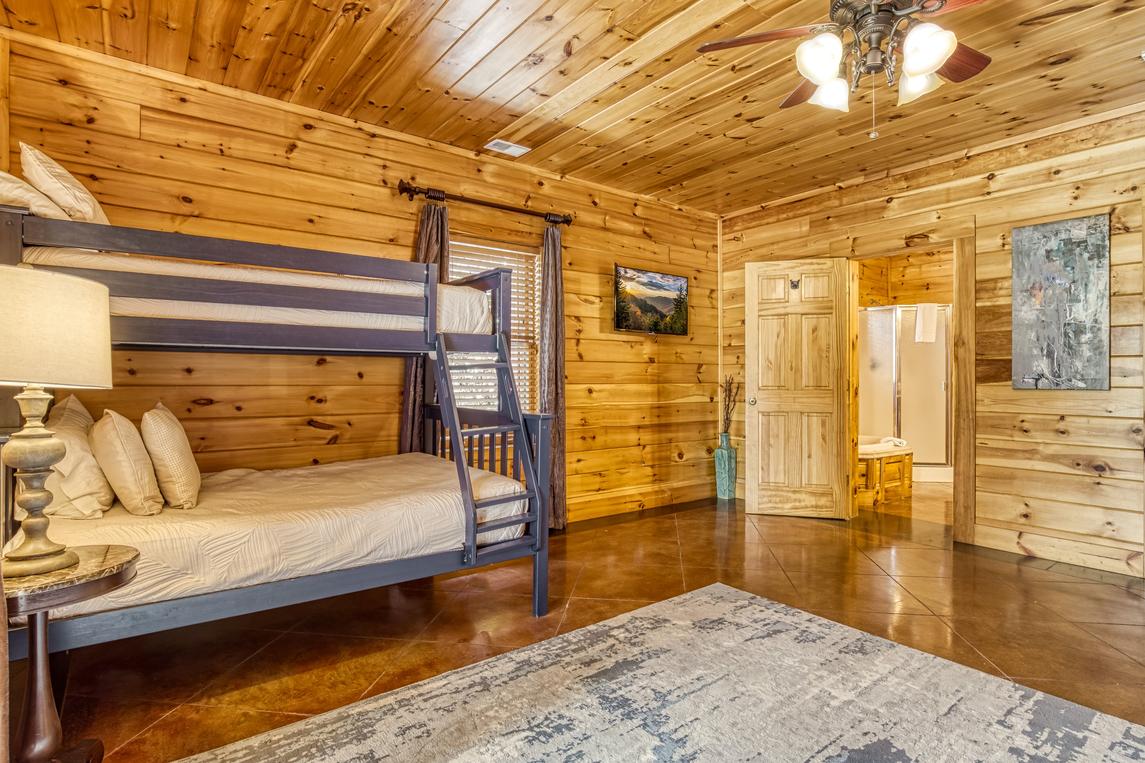 Legend Crest Lodge - New Listing