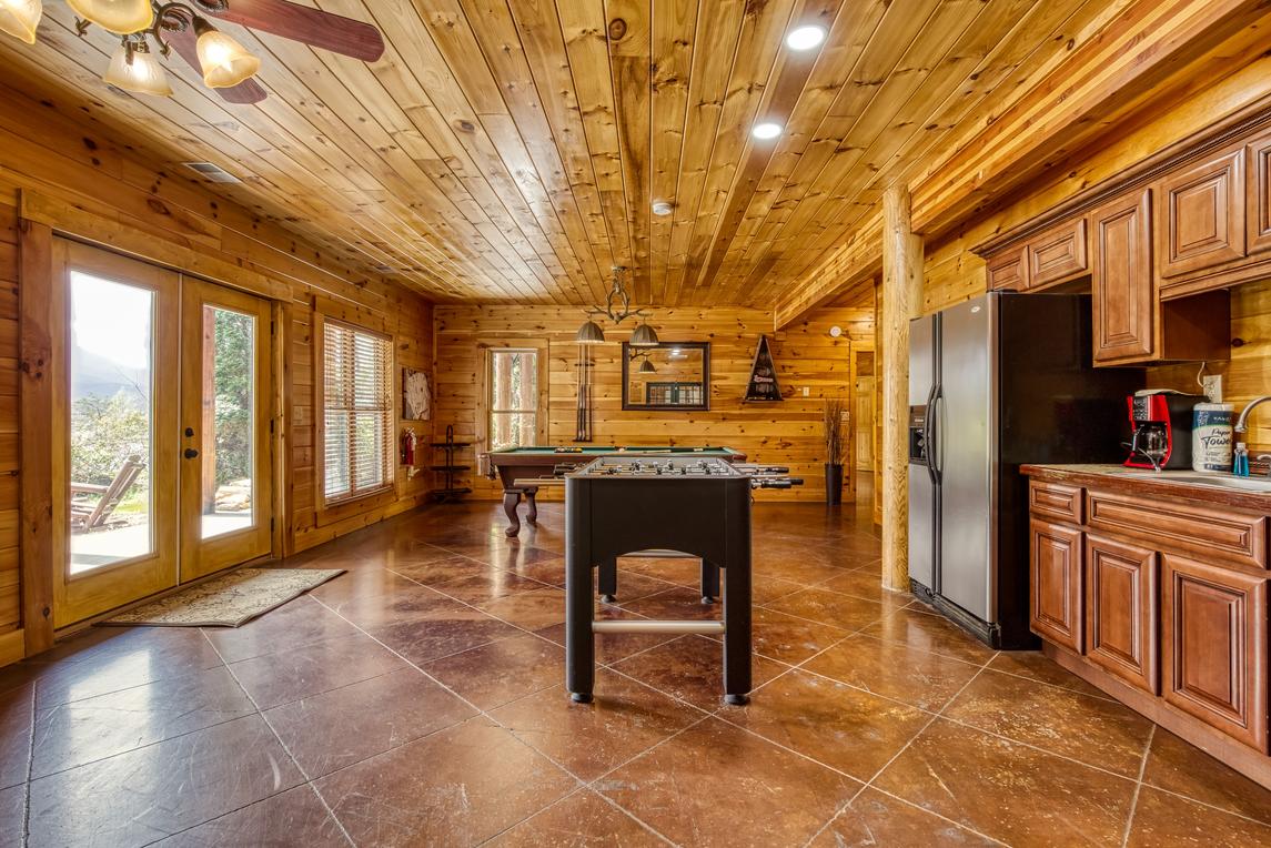 Legend Crest Lodge - New Listing
