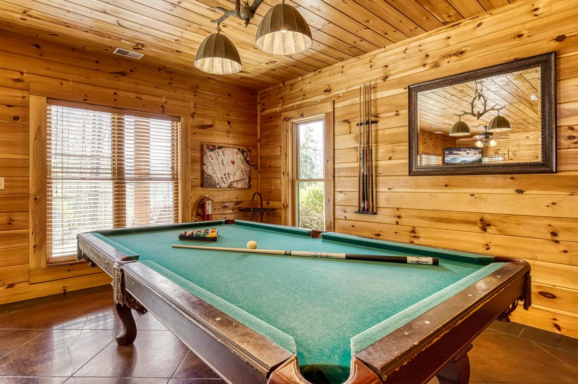 Legend Crest Lodge - New Listing