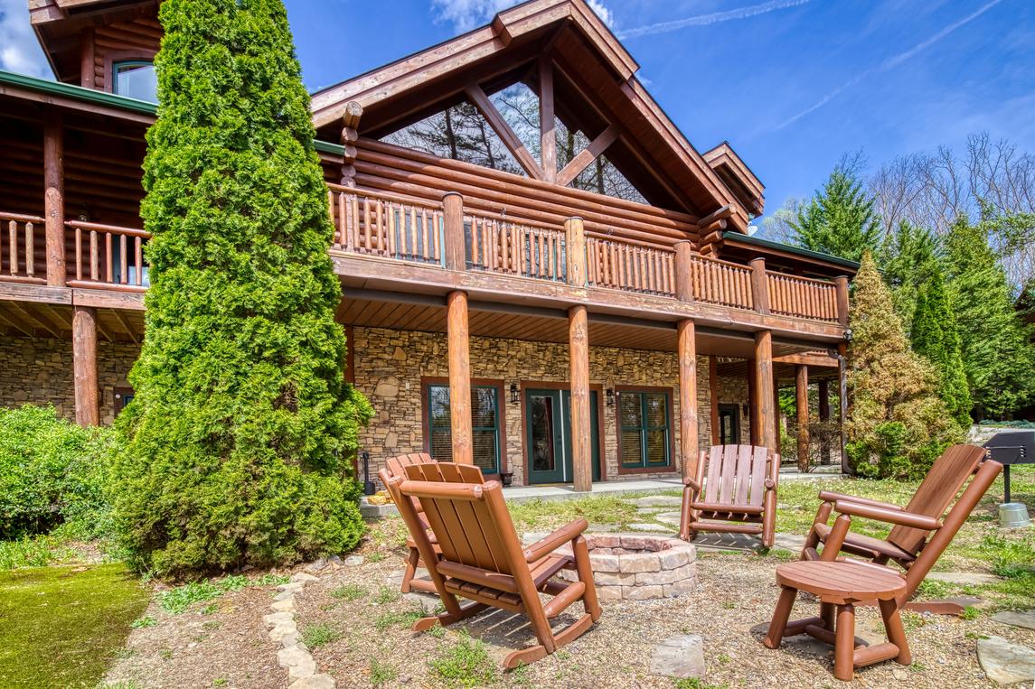 Legend Crest Lodge - New Listing