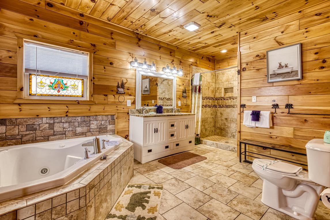 Beartastic Mountain View Lodge - New