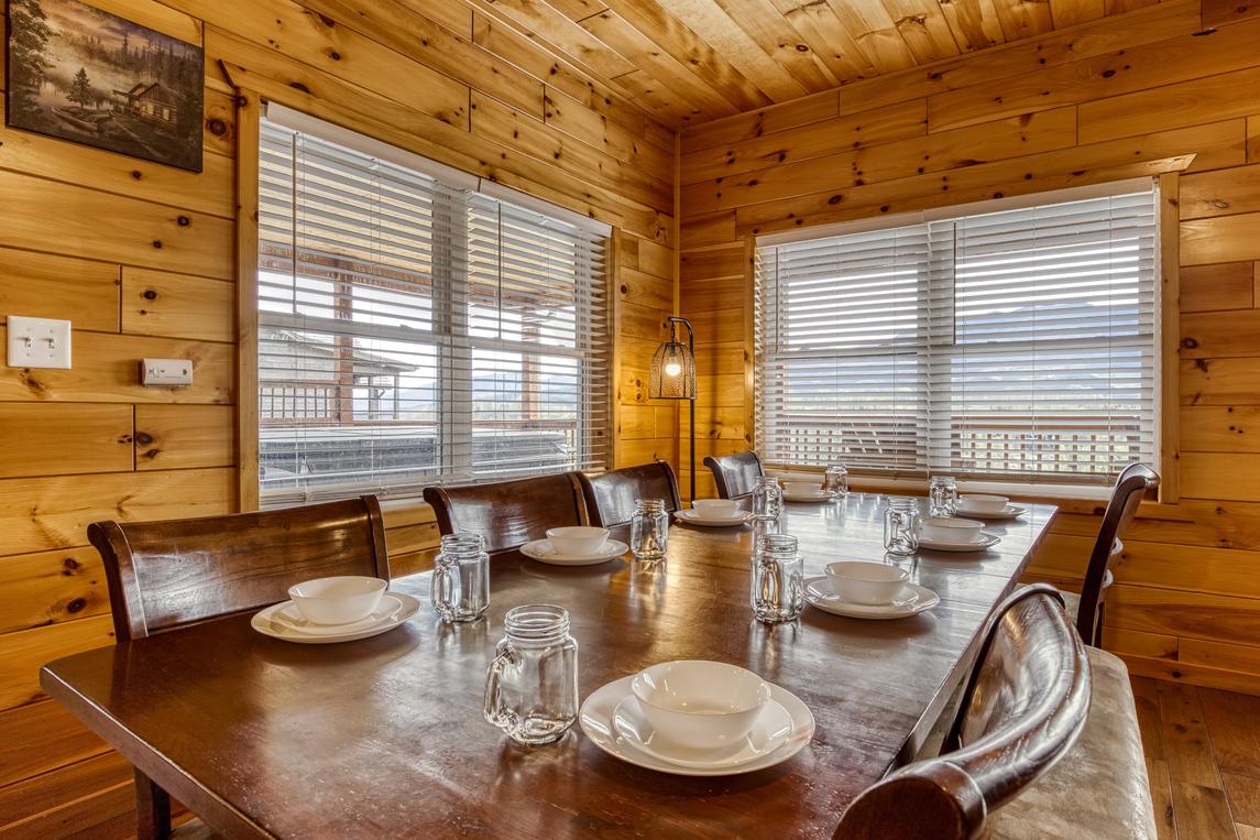 Beartastic Mountain View Lodge - New