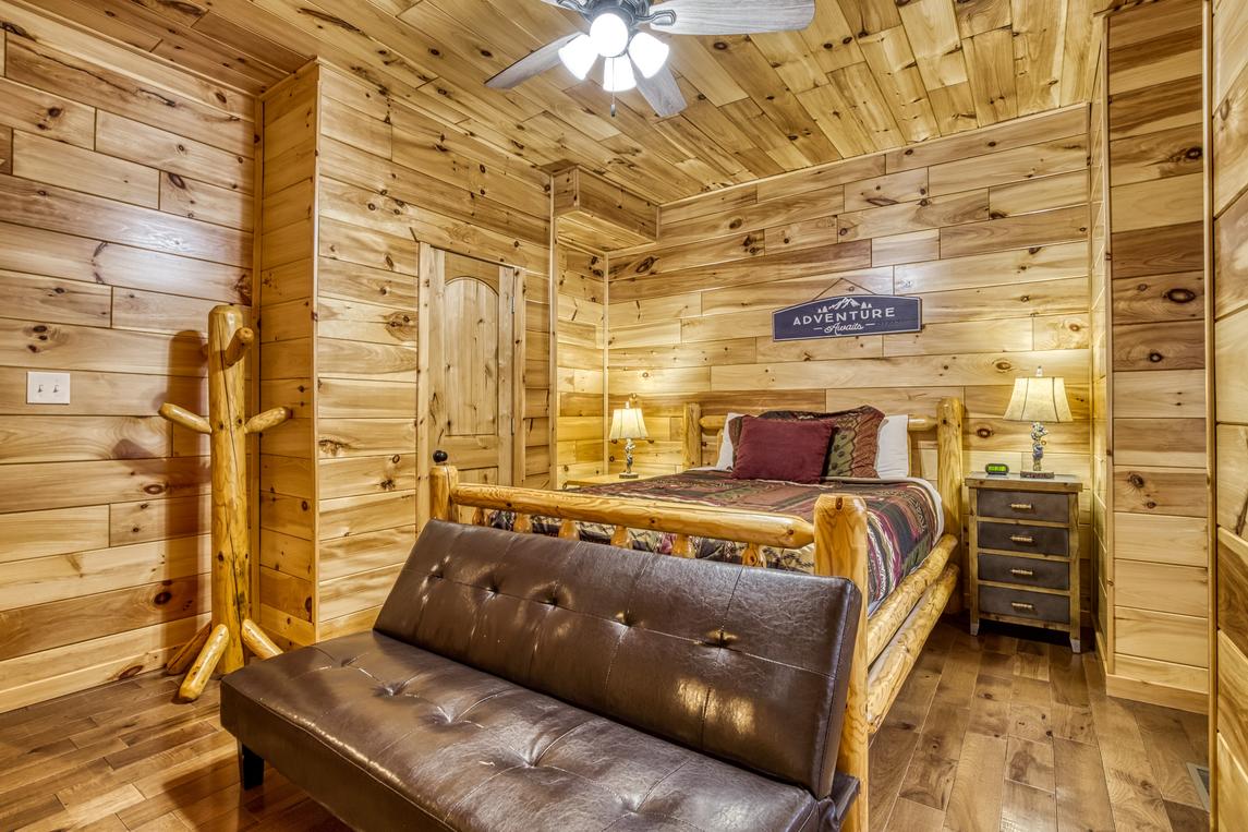 Beartastic Mountain View Lodge - New