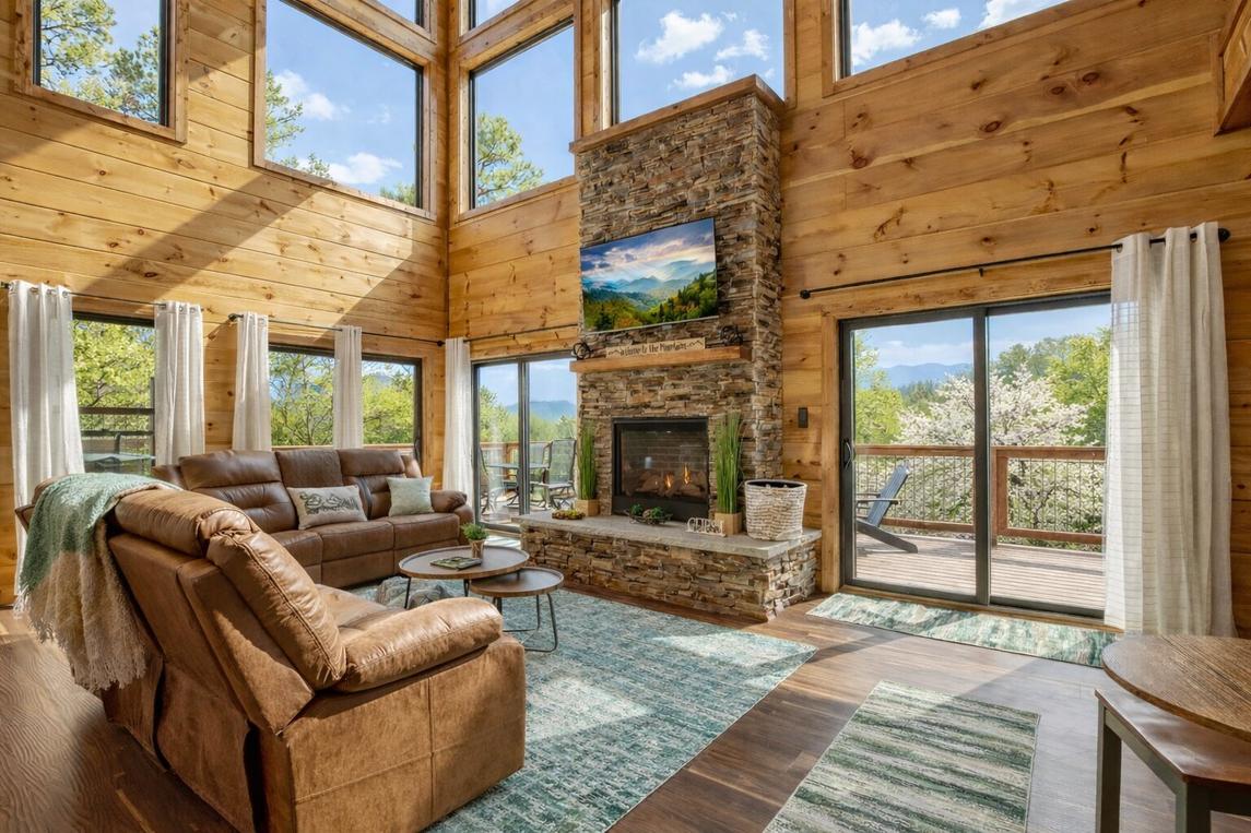 Longview Lodge - New Listing