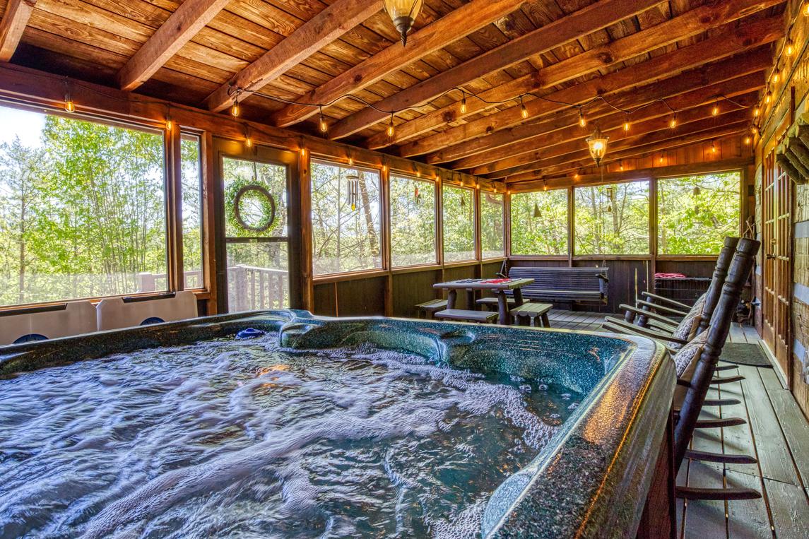 Cozy Cabin At Wild Turkey - New Listing