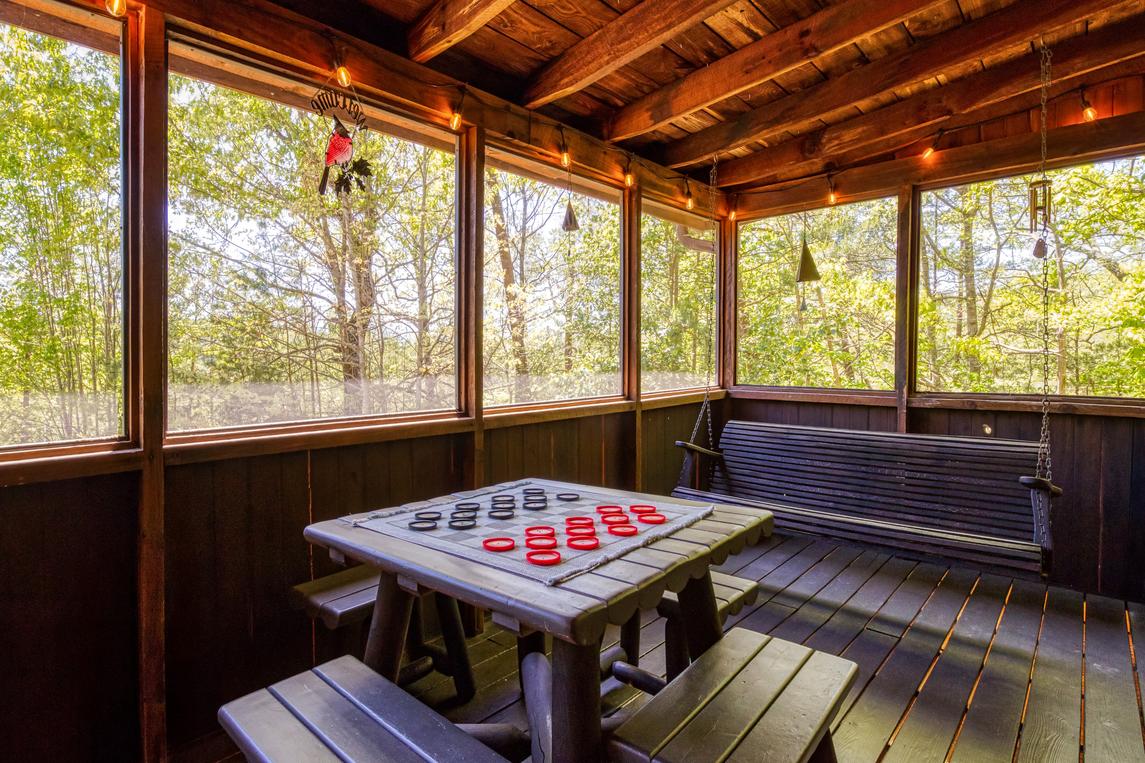 Cozy Cabin At Wild Turkey - New Listing