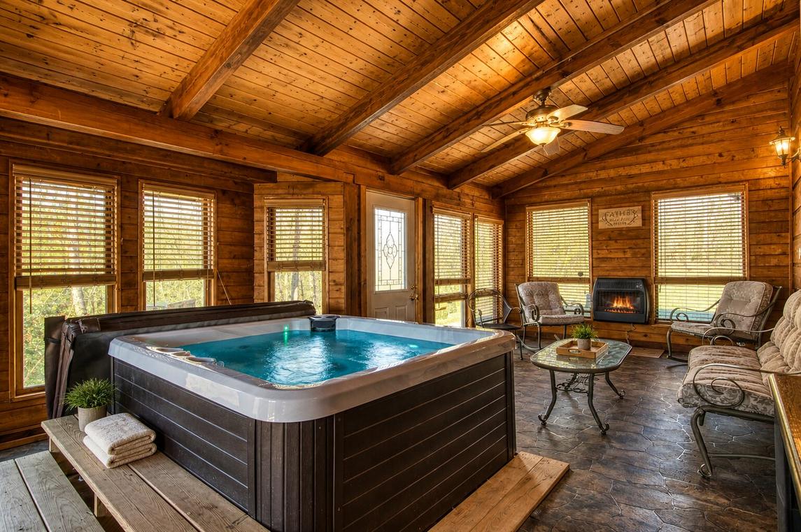 Livin' Lodge 