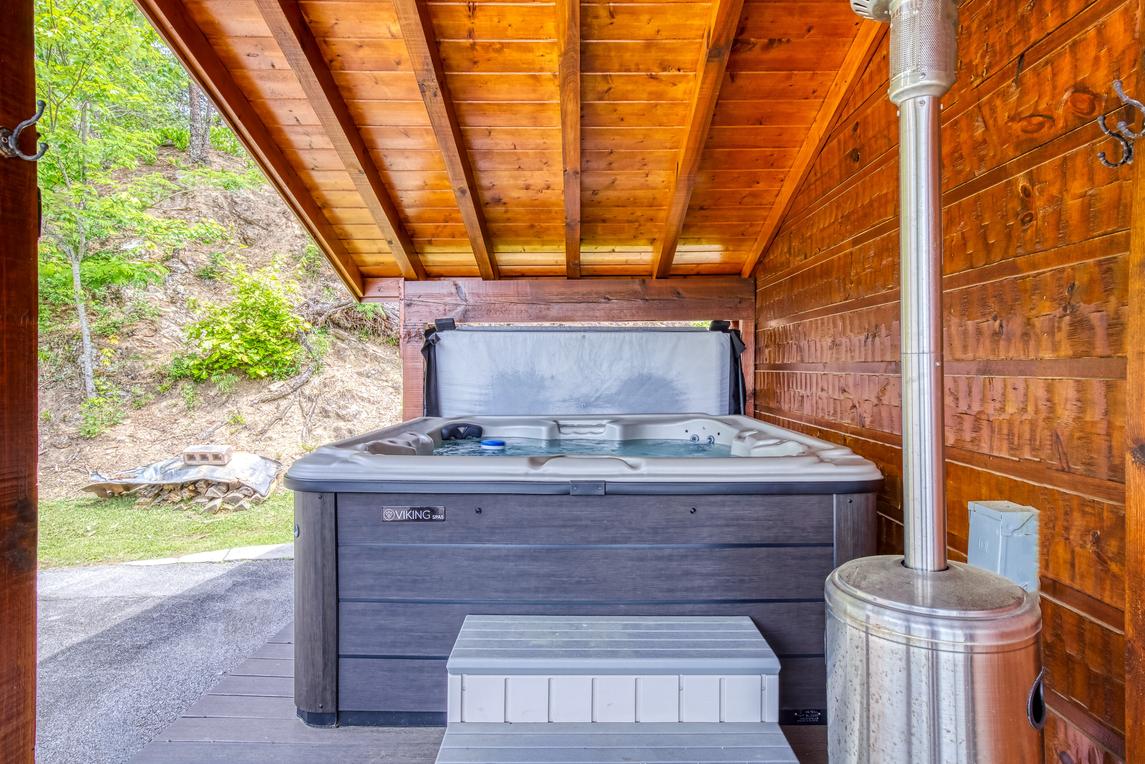 Smoky Sunset Retreat - New Listing