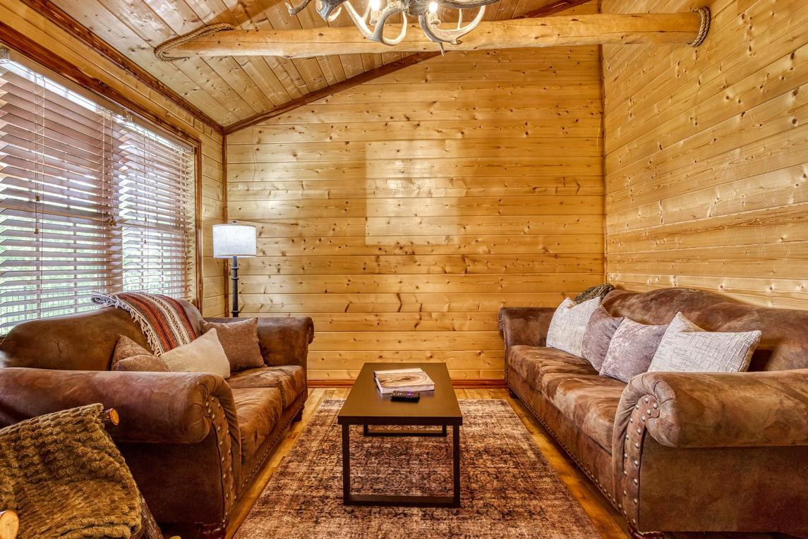 Smoky Sunset Retreat - New Listing