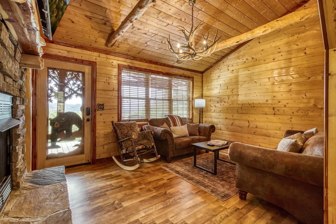 Smoky Sunset Retreat - New Listing