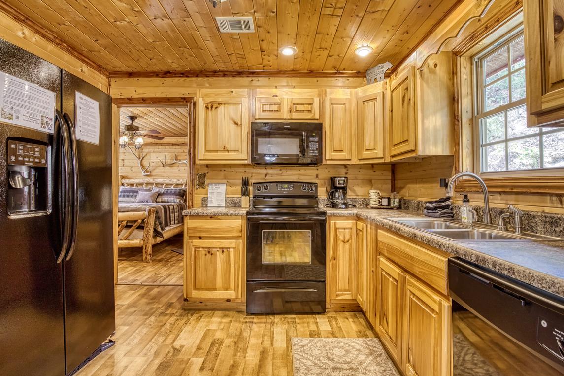 Smoky Sunset Retreat - New Listing