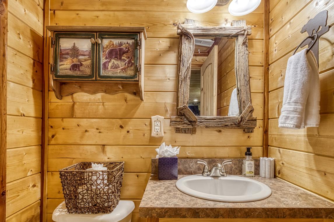 Smoky Sunset Retreat - New Listing