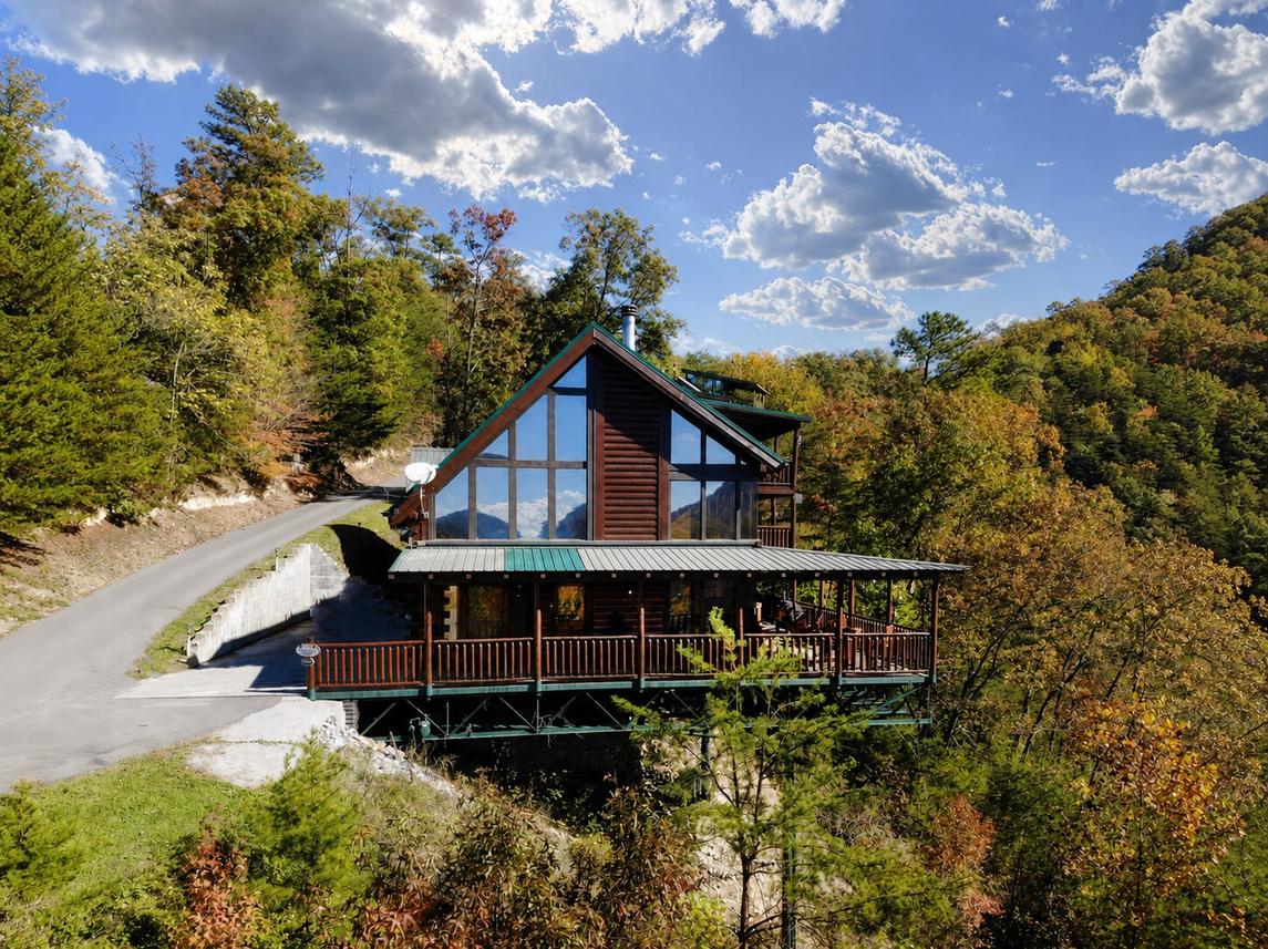 Brown Bear Lodge 