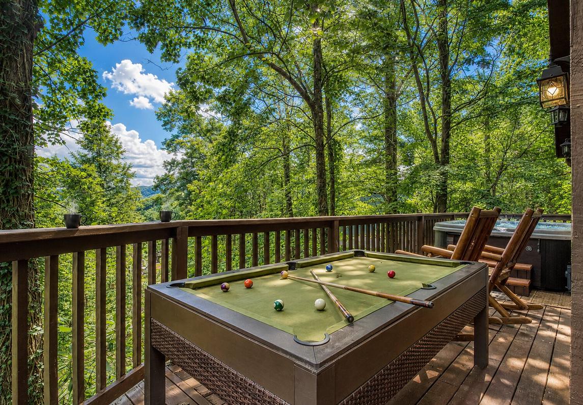 Moonshine Chalet 